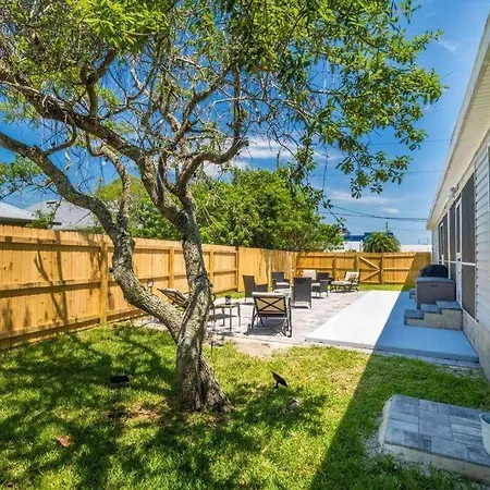 Fully Equipped Beach Paradise! Walk To Beach! St. Augustine Exterior photo
