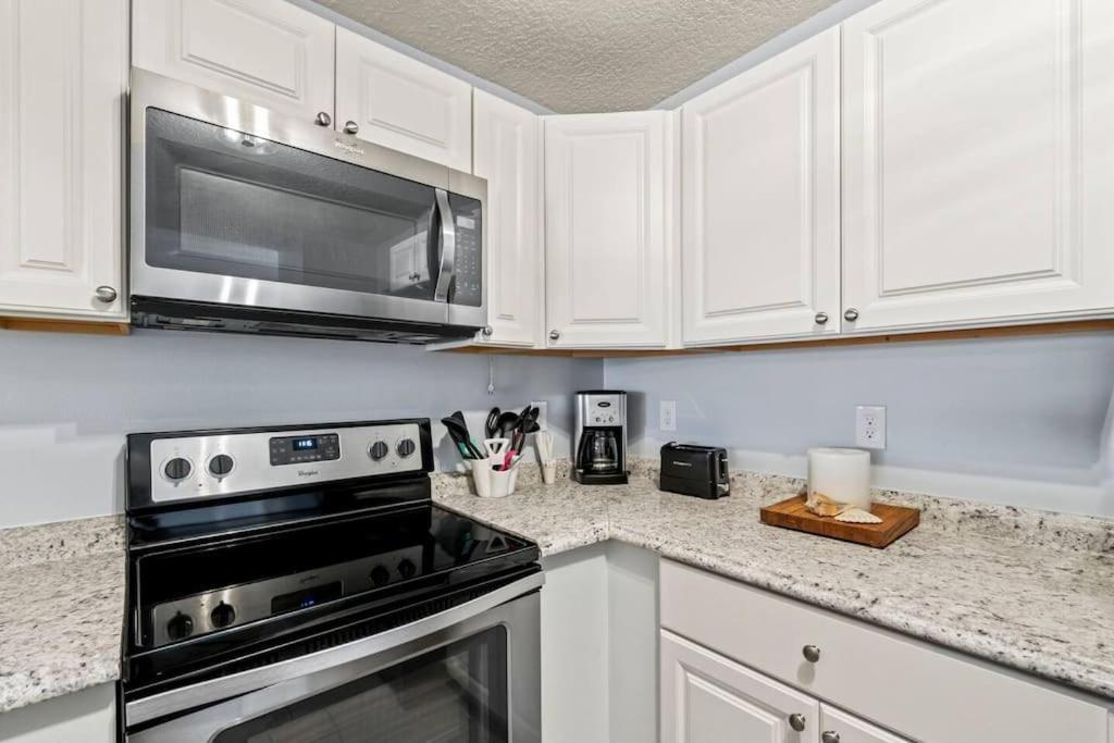 Apartment Fully Equipped Paradise! Walk To Beach! St. Augustine