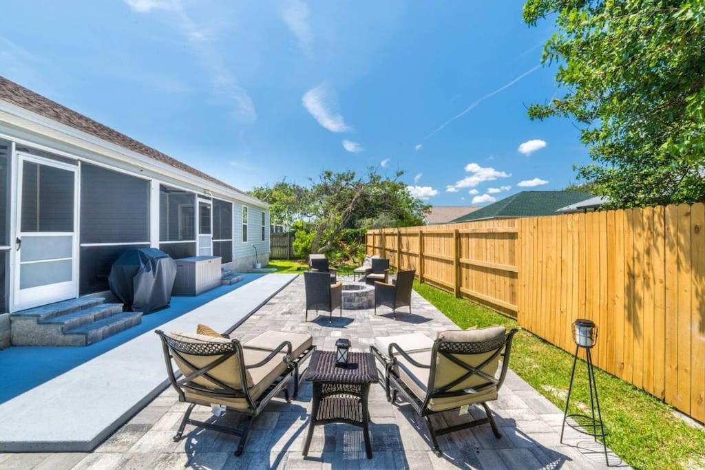 Fully Equipped Paradise! Walk To Beach! St. Augustine