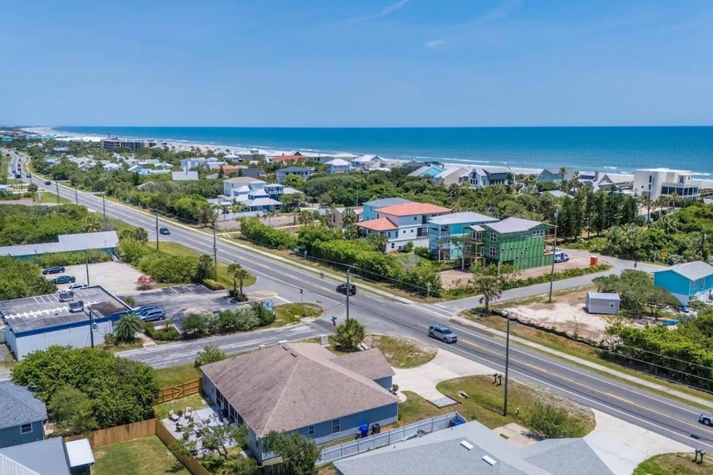 Fully Equipped Paradise! Walk To Beach! Apartment